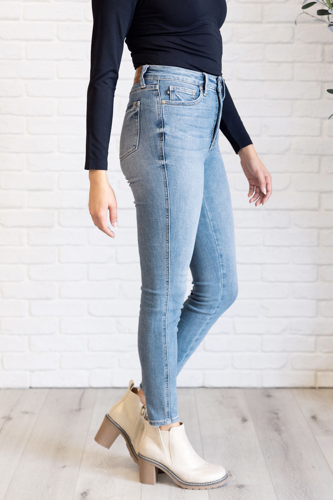 Vivian High Rise Control Skinny Jeans