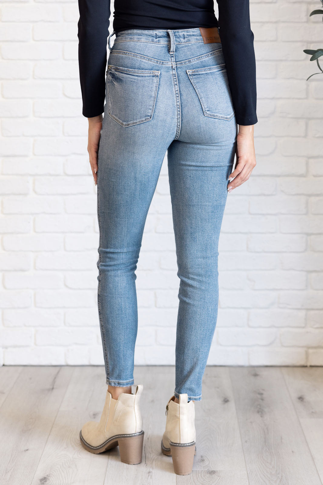 Vivian High Rise Control Skinny Jeans