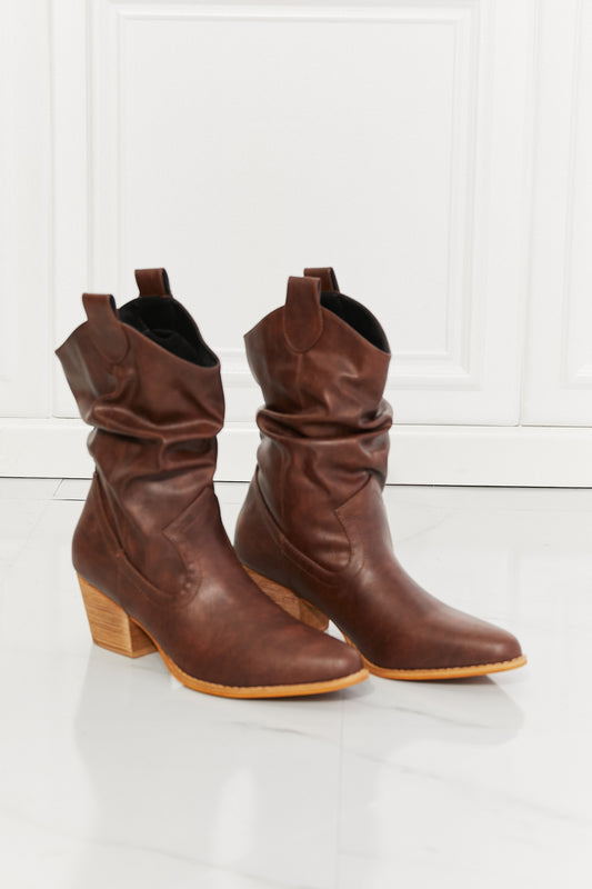 Texas Twist Scrunch Cowboy Boots in Brown