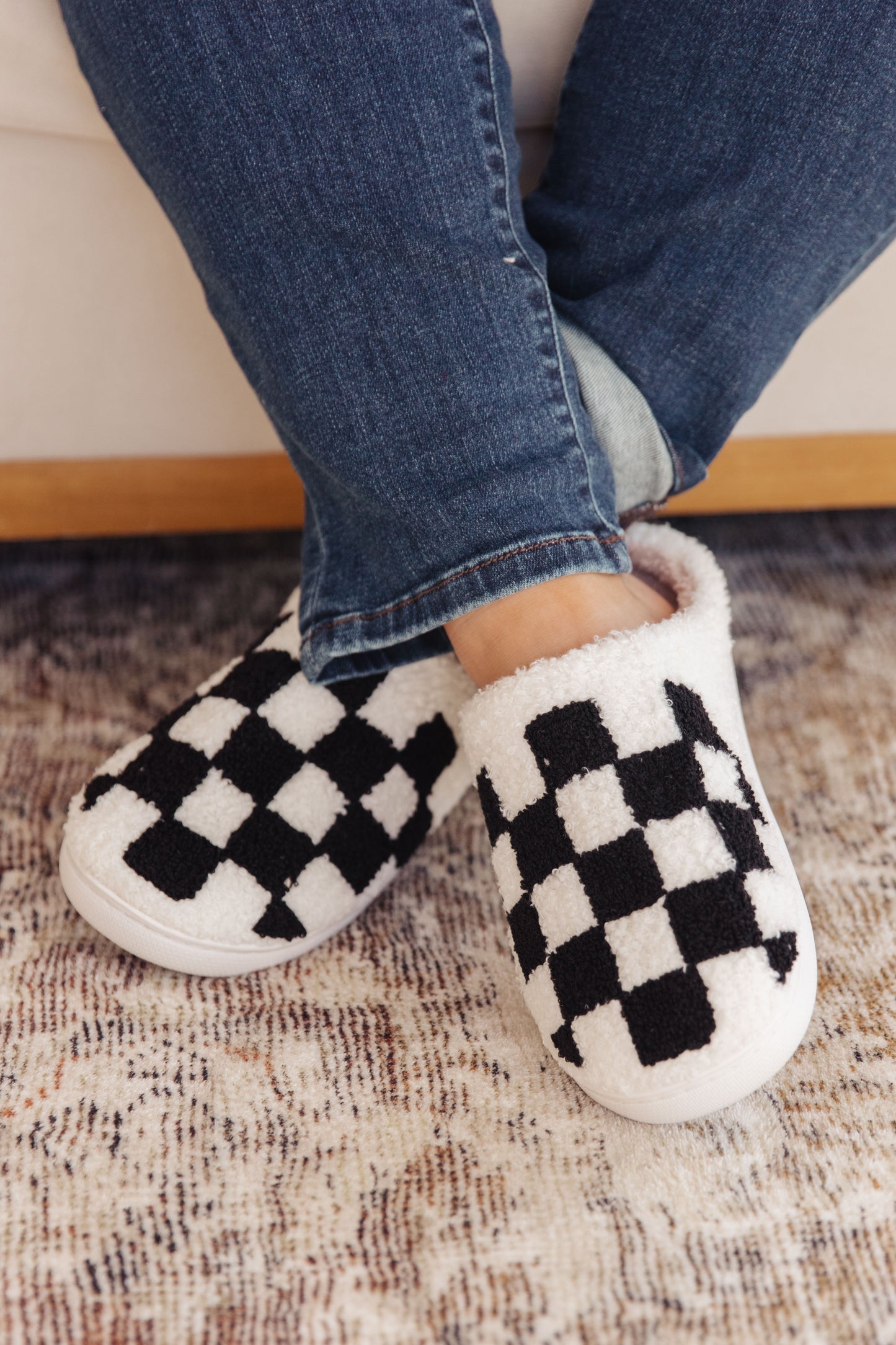 Cozy Check Slippers - Black