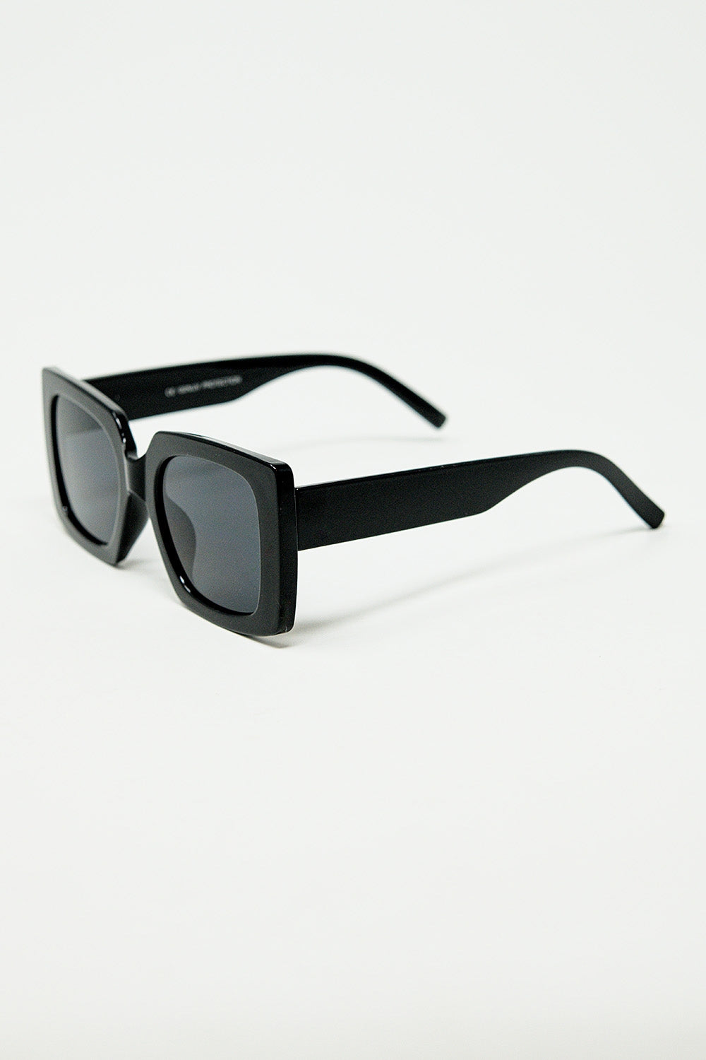 Velvet Noir Cat-Eye Sunglasses