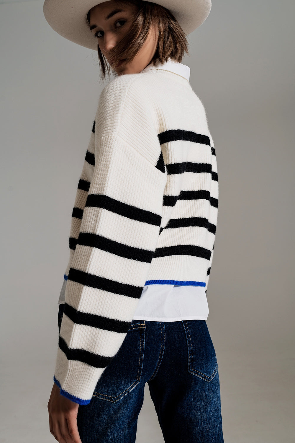 Edge Stripe Knit Sweater