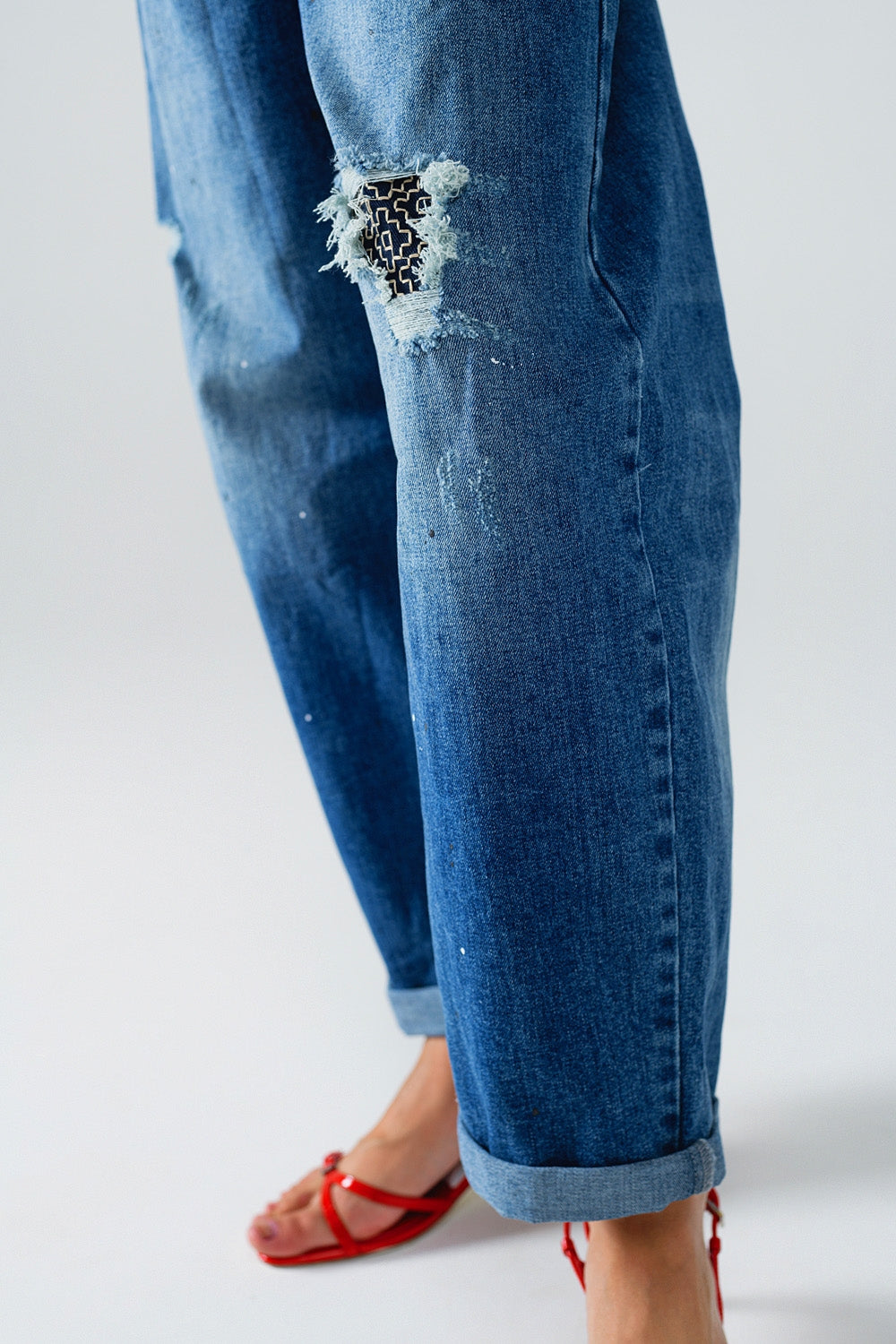 Painted Edge Distressed Straight Leg Jeans