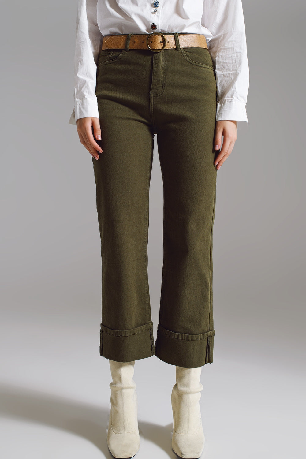 Olive Edge Cropped Straight-Leg Jeans