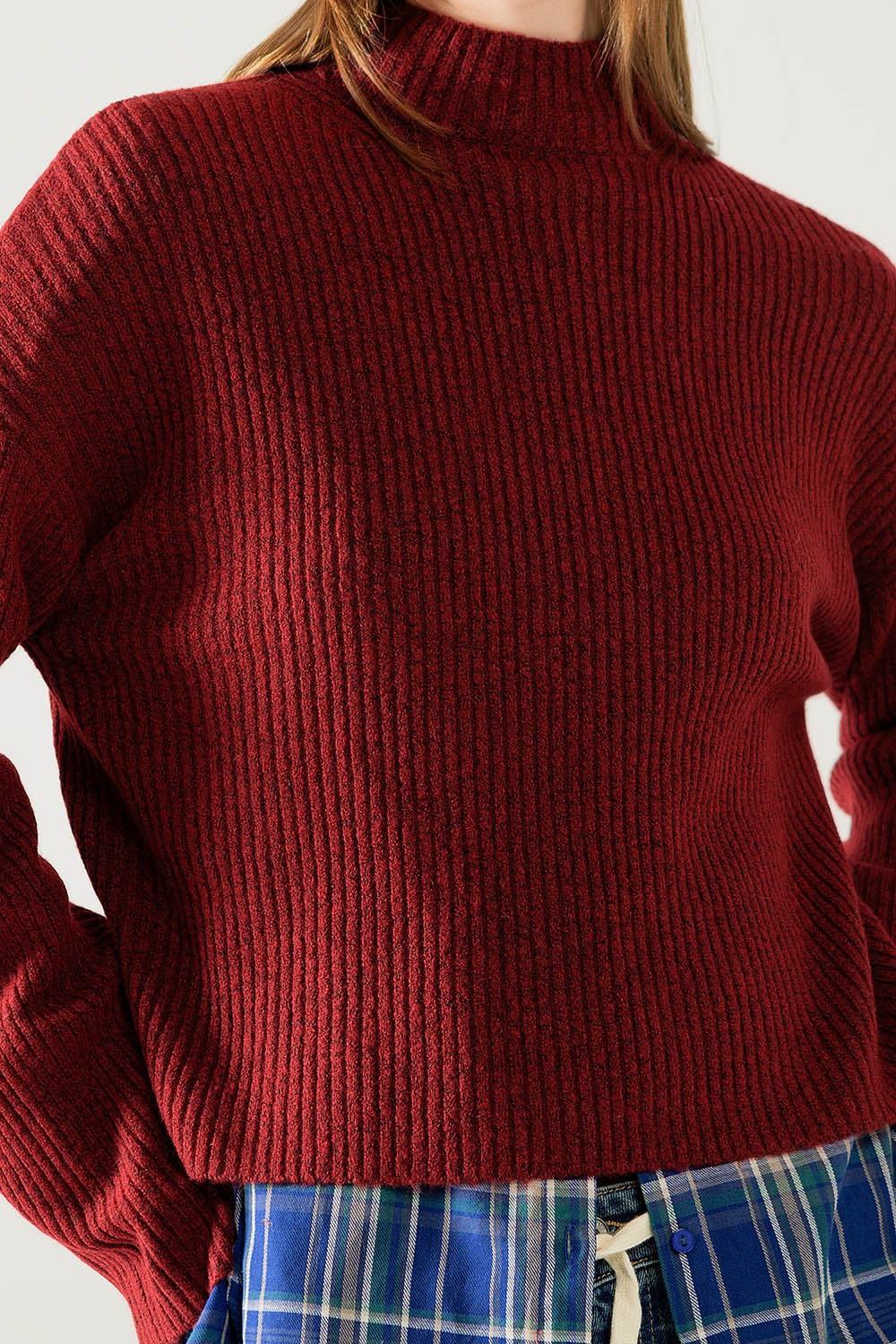 Elevate Ribbed Turtleneck Sweater - Wine