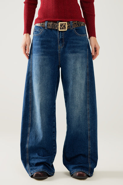 Relaxed Balloon-Leg Jeans in Mid Wash