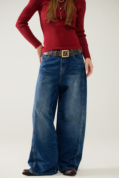 Relaxed Balloon-Leg Jeans in Mid Wash