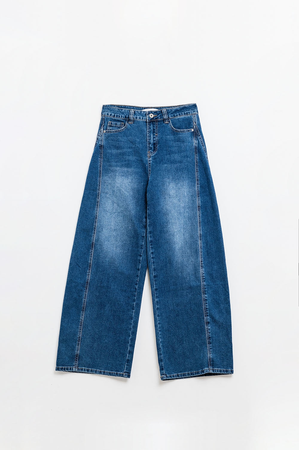 Relaxed Balloon-Leg Jeans in Mid Wash