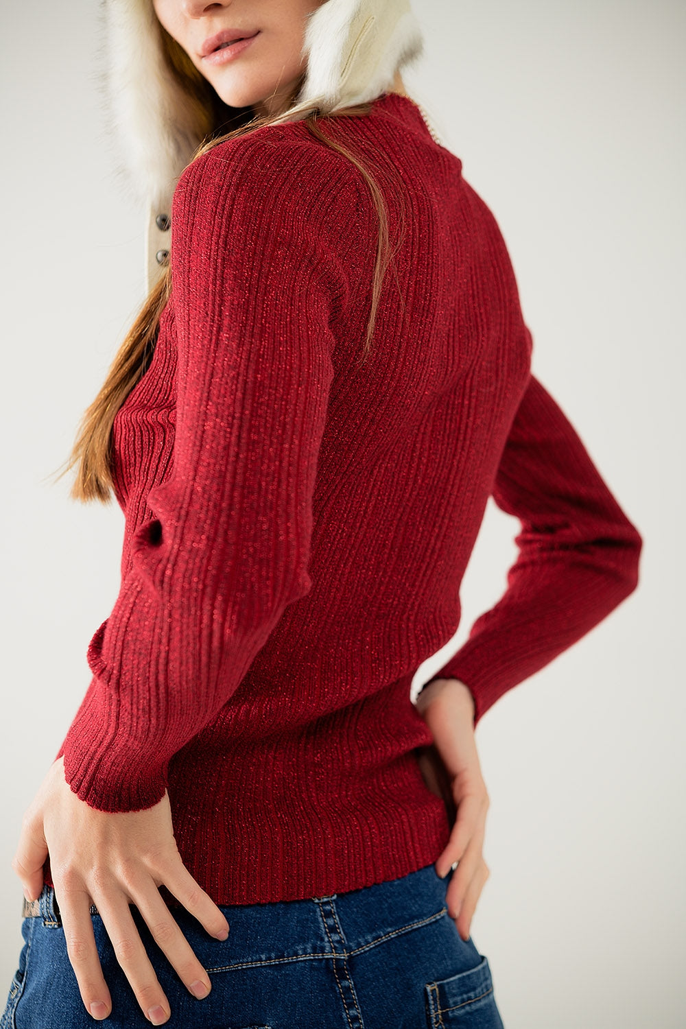 Shimmer & Sleek Ribbed Sweater in Maroon