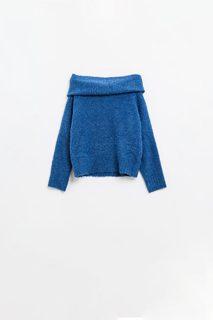 Effortless Elegance Blue Boat Neck Sweater