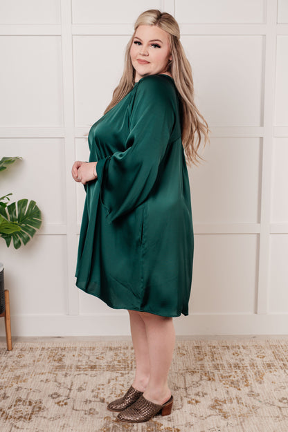 Glimmer & Grace Butterfly Sleeve Dress