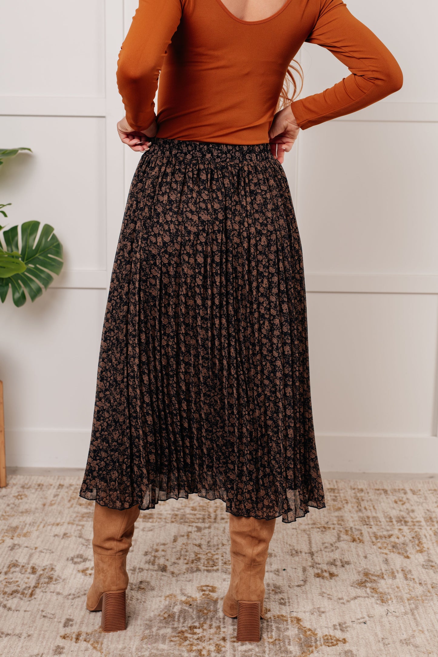 Botanical Bliss Pleated Midi Skirt