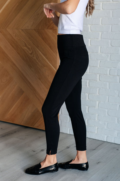 Vegas Edge & Elegance Crop Pants in Black