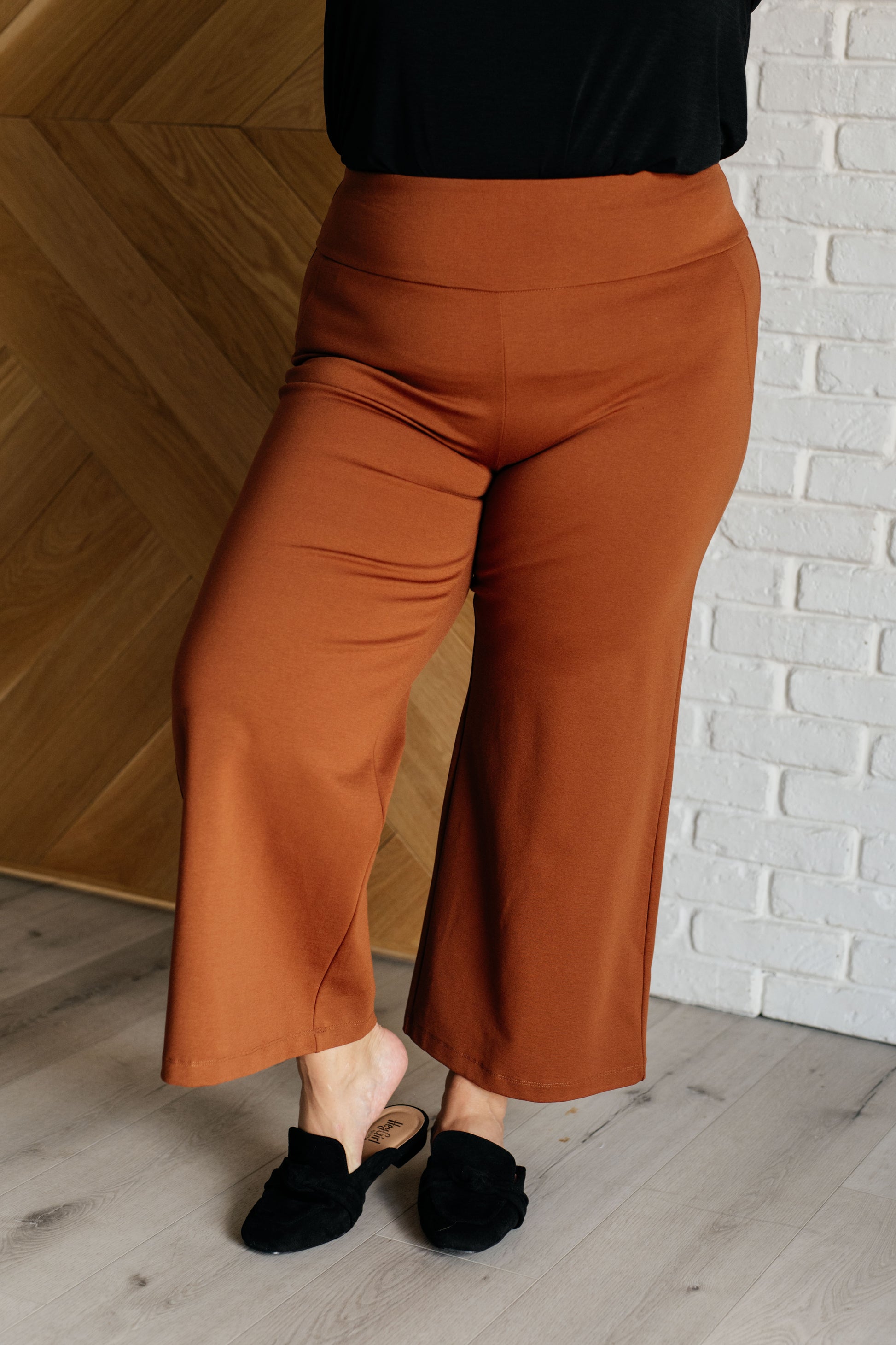 Wanderlust Wide Leg Crops in Rust - Redtop