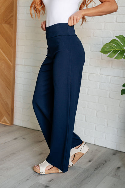 Vegas Wide Leg Pants in Navy