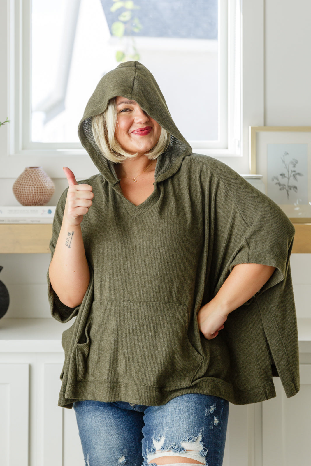 Effortless Flow Hooded Poncho in Olive