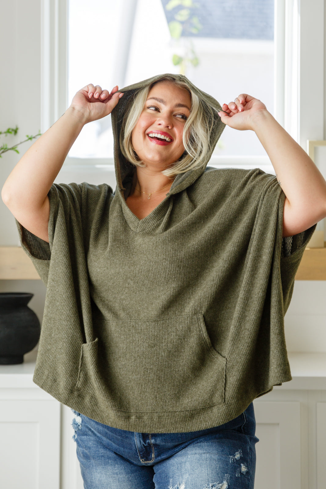 Effortless Flow Hooded Poncho in Olive