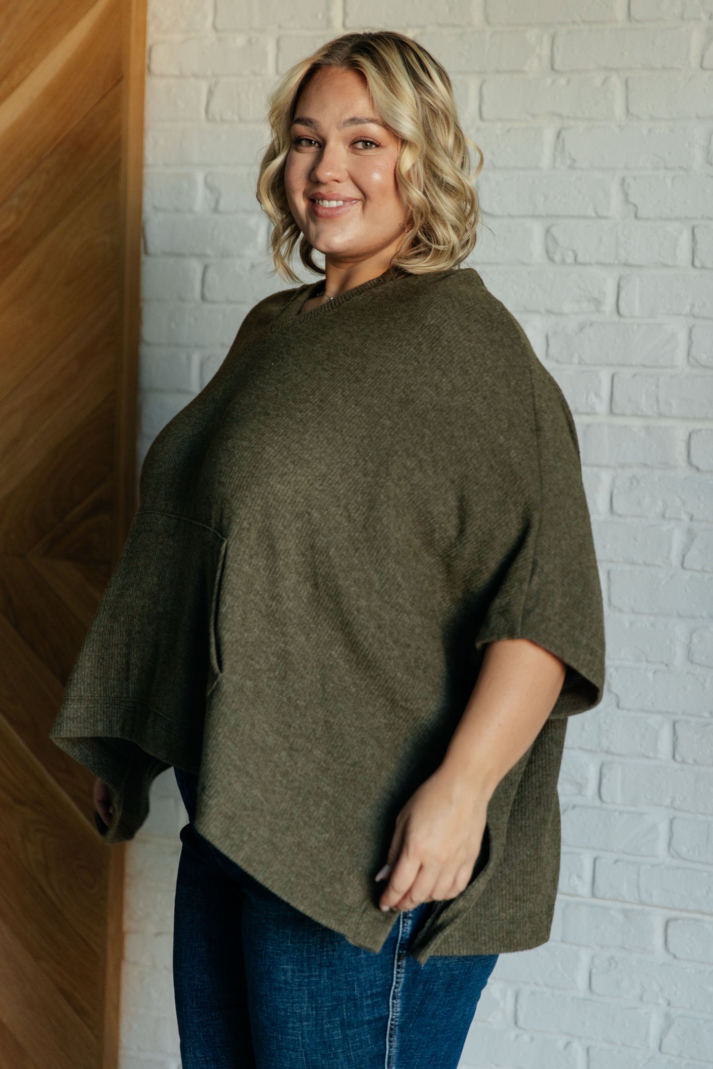 Effortless Flow Hooded Poncho in Olive