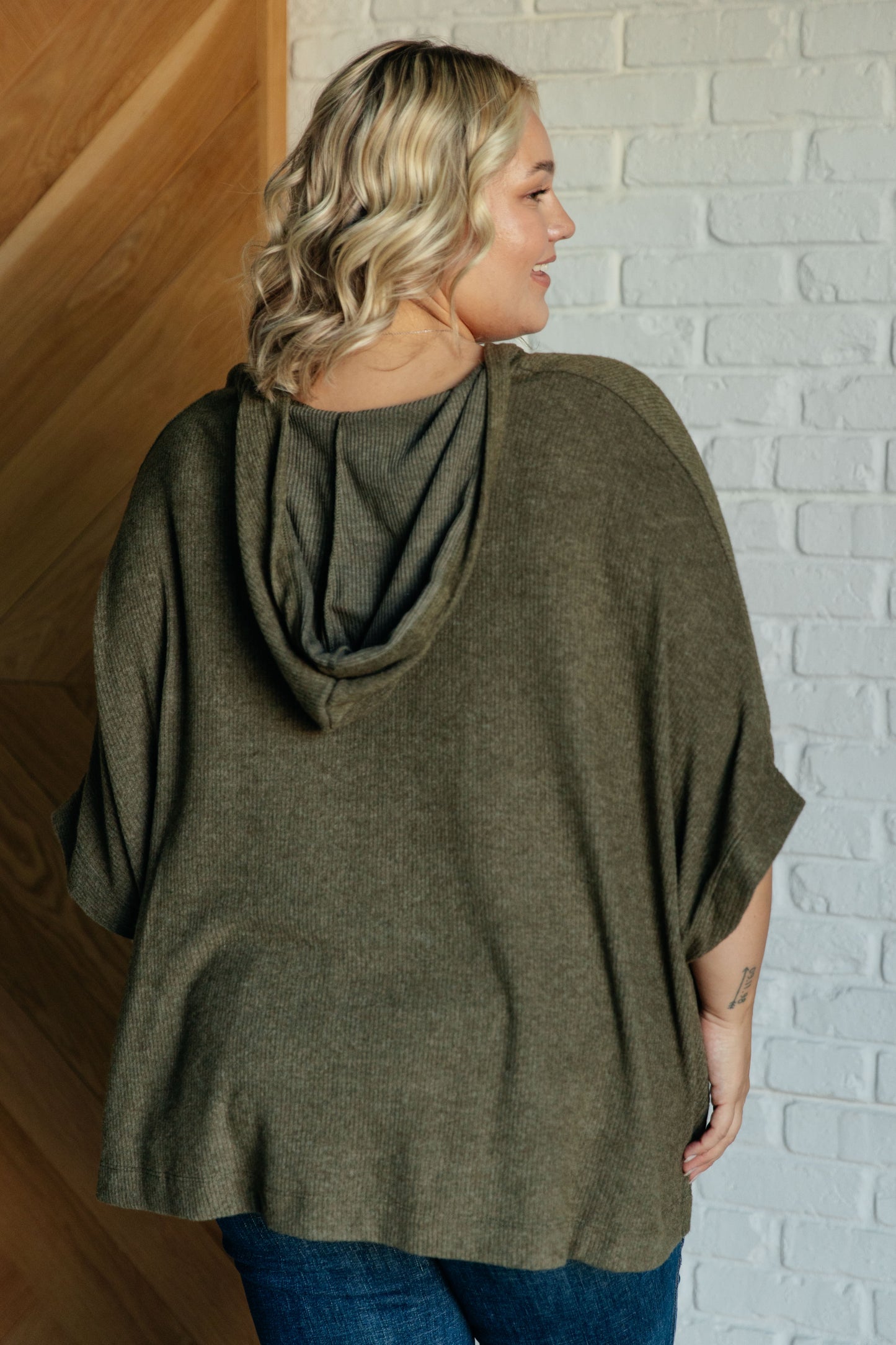 Effortless Flow Hooded Poncho in Olive