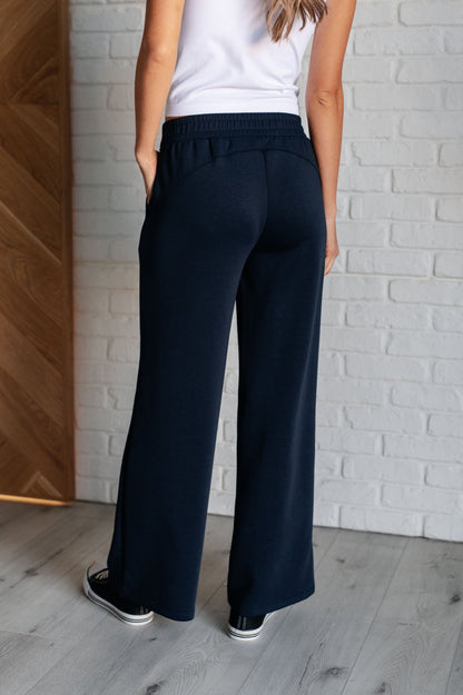 Voyager’s Choice Wide Leg Crop Pant - Navy