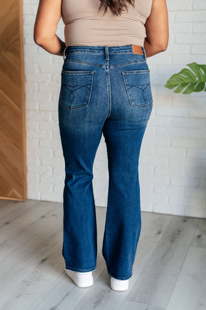 Sculpt & Lift Bootcut Bootcut Jeans