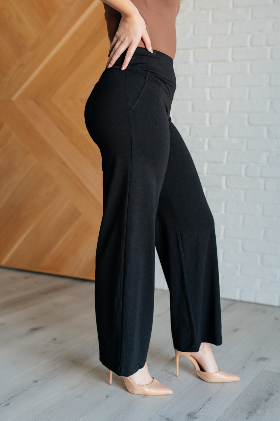 Vegas Wide Leg Pants in Black