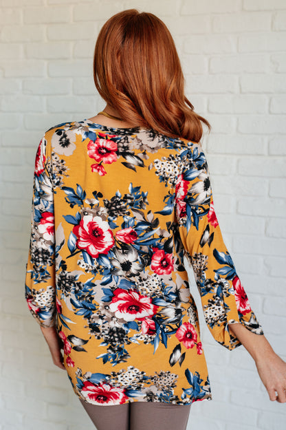 Golden Petals Scoop Hem Blouse - Redtop