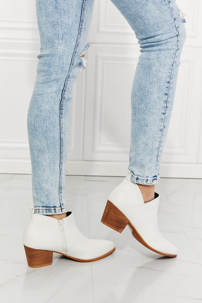 Own the Moment White Embroidered Cowboy Booties