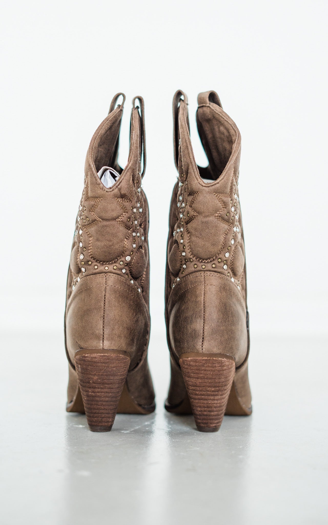 Outlaw Spirit Taupe Cowboy Boots - Redtop