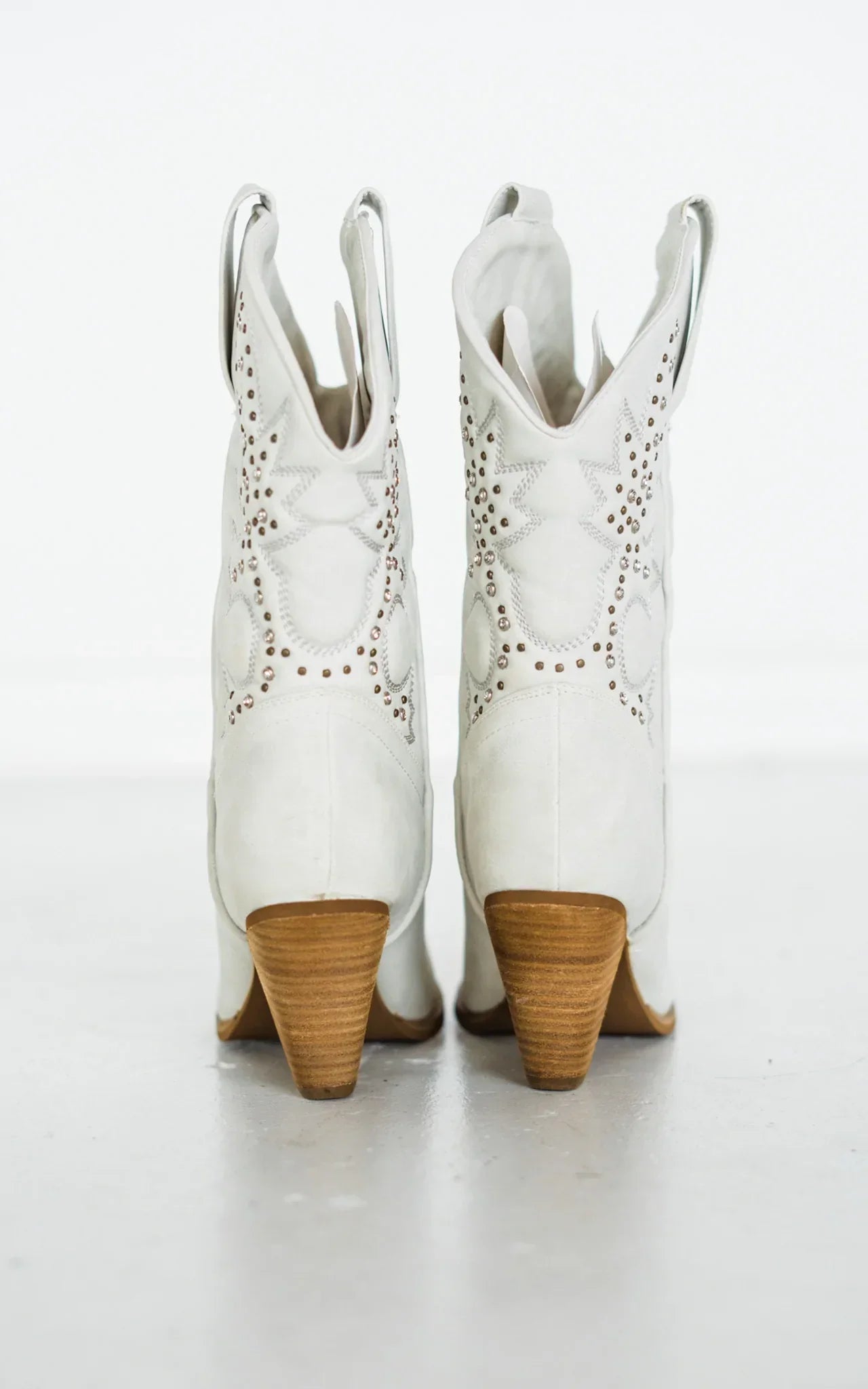 Outlaw Spirit White Cowboy Boots - Redtop