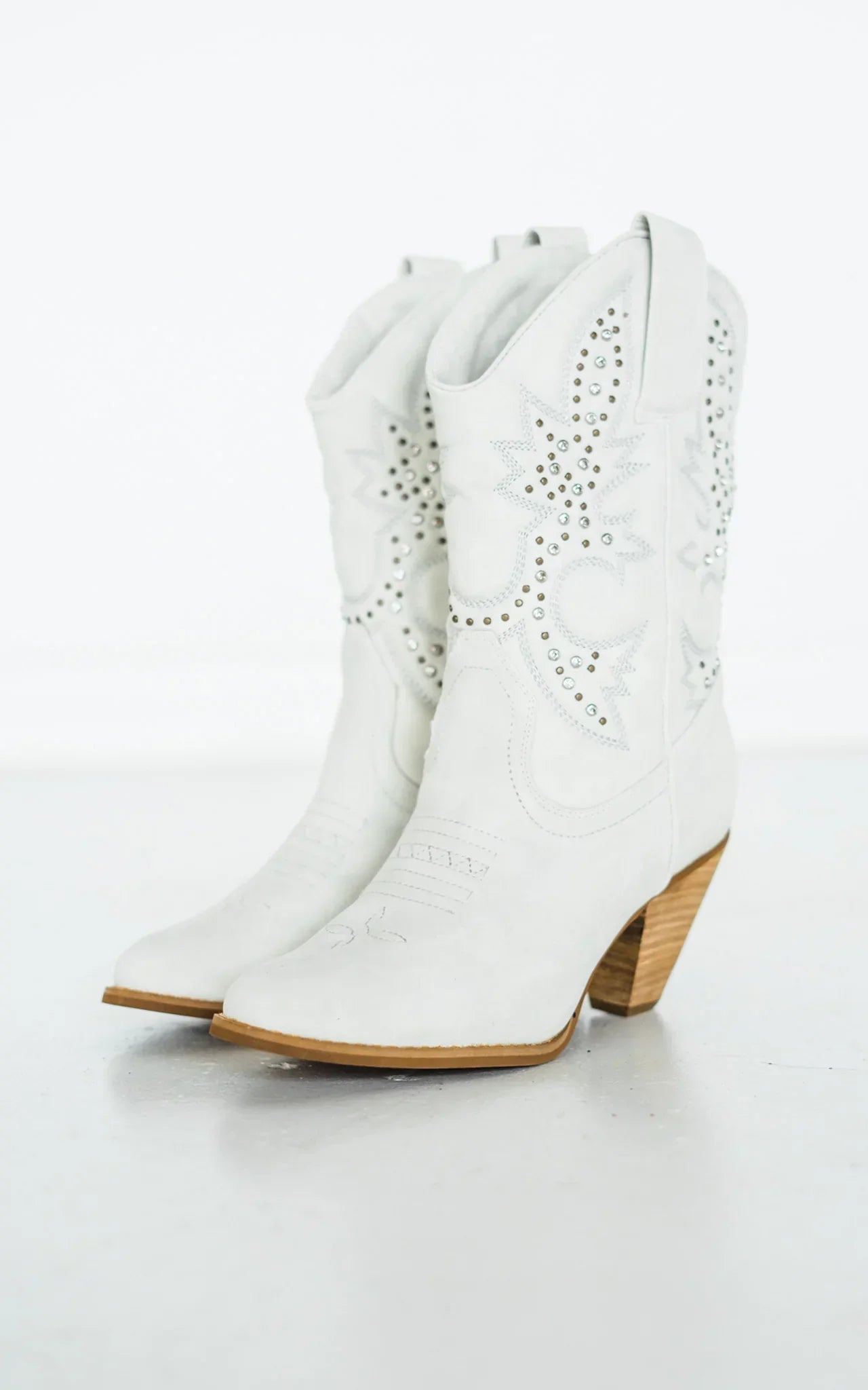 Outlaw Spirit White Cowboy Boots - Redtop