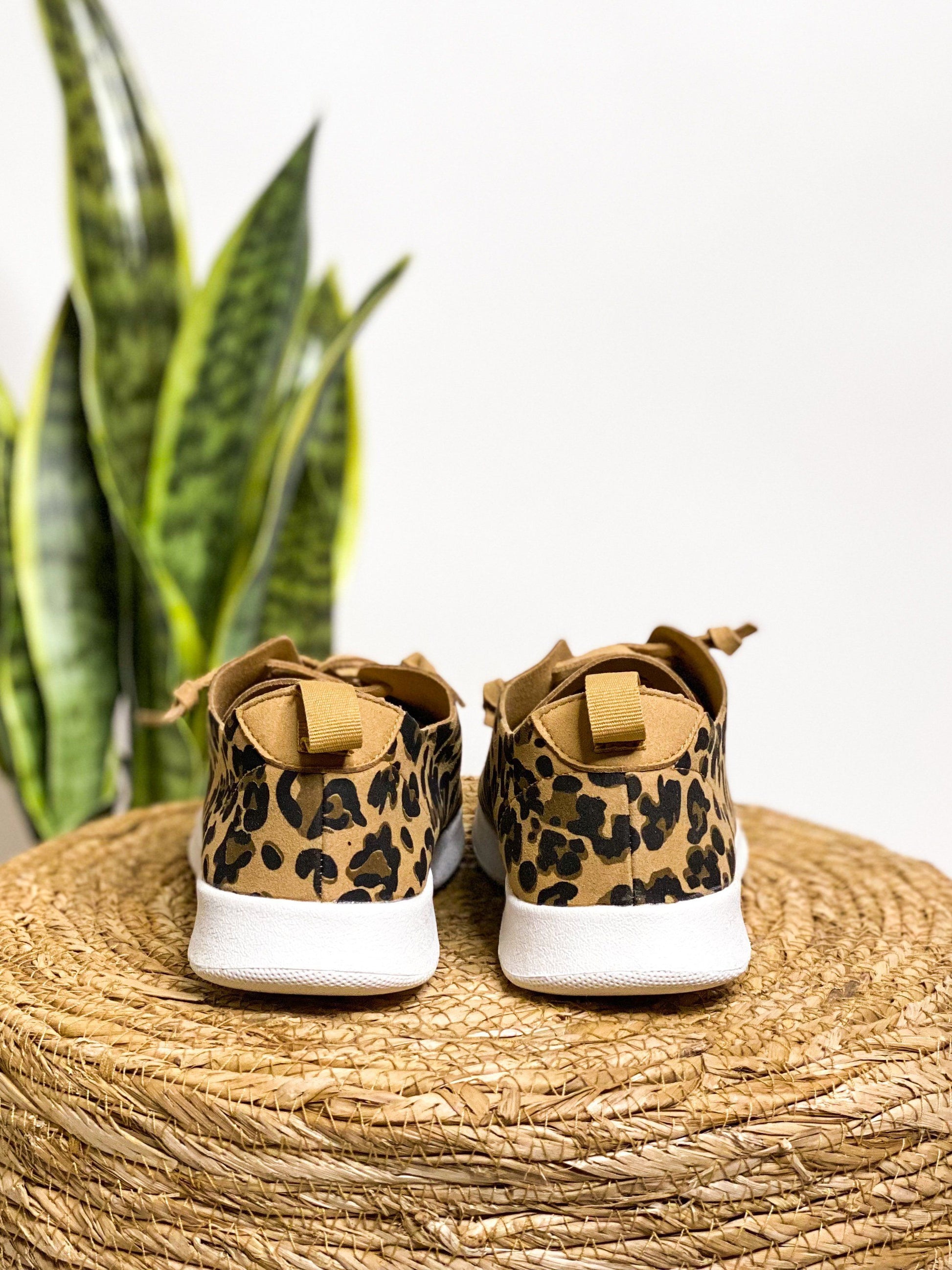 Savannah Style Leopard Sneakers - Redtop