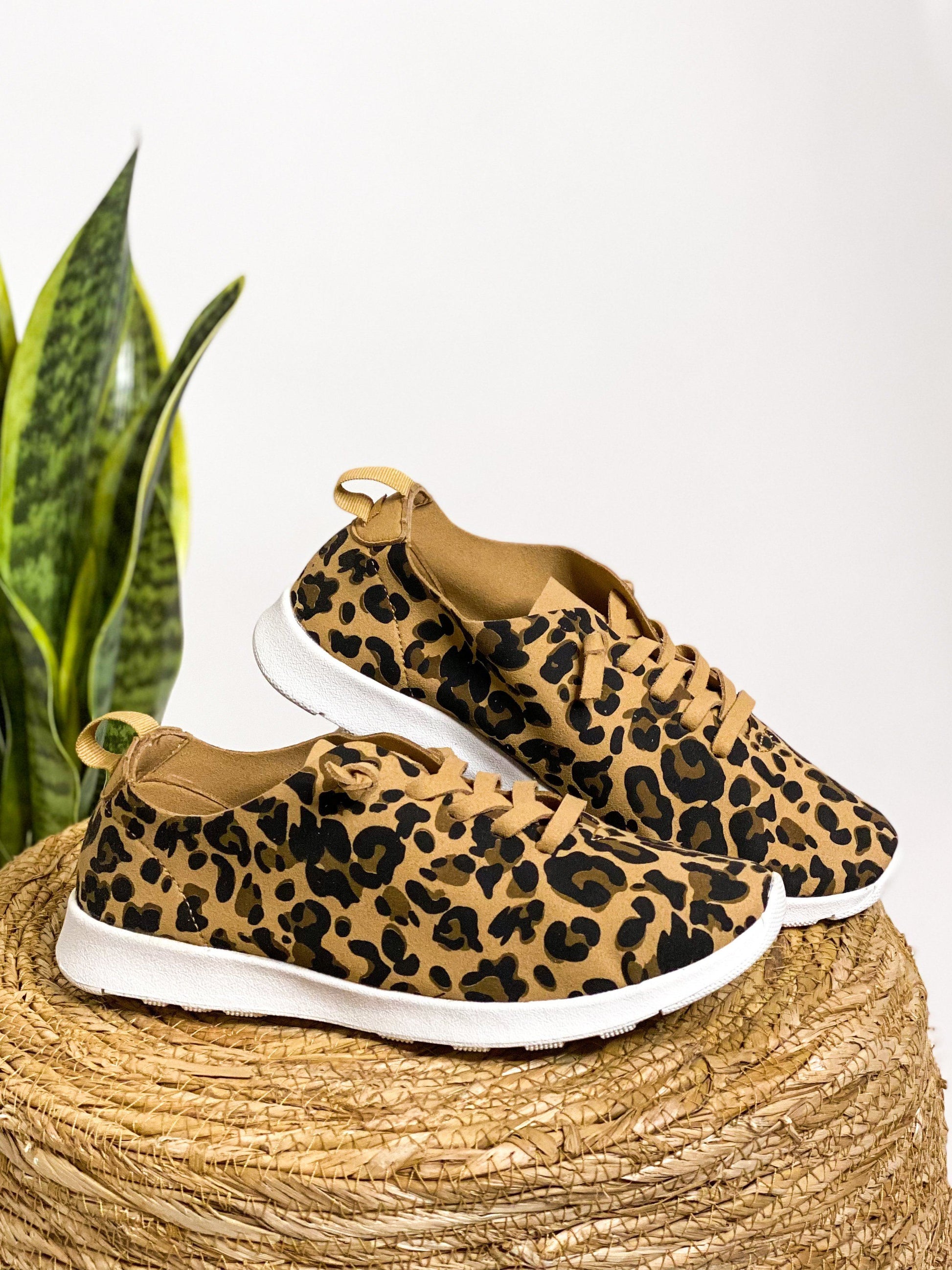 Savannah Style Leopard Sneakers - Redtop